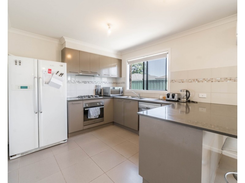 5 Deharl Court, Ascot VIC 3551