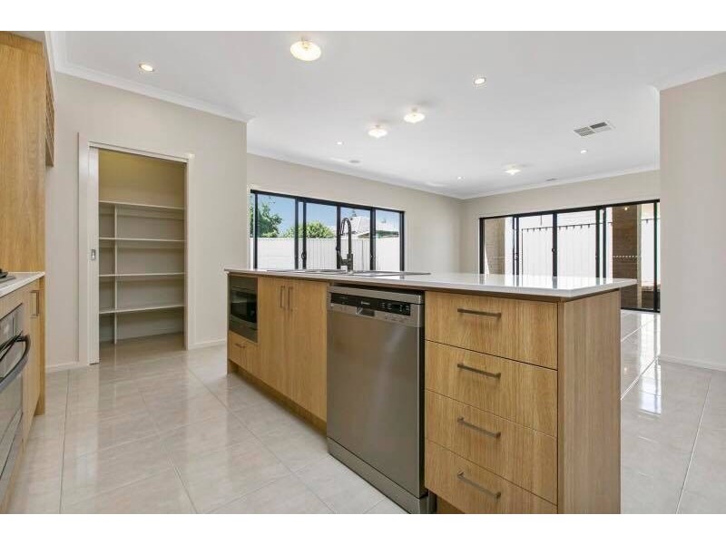 11 Bullock Street, Eaglehawk VIC 3556