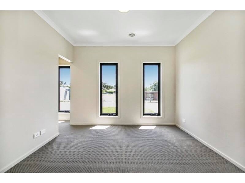 11 Bullock Street, Eaglehawk VIC 3556