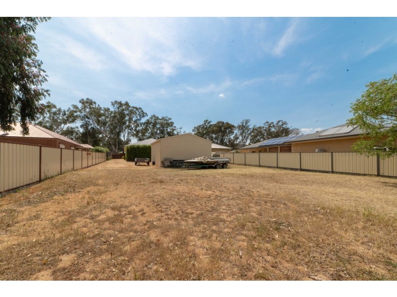 29 Scullys Lane, Heathcote VIC 3523