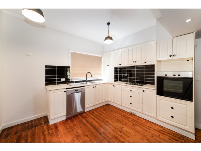 330 High Street, Kangaroo Flat VIC 3555