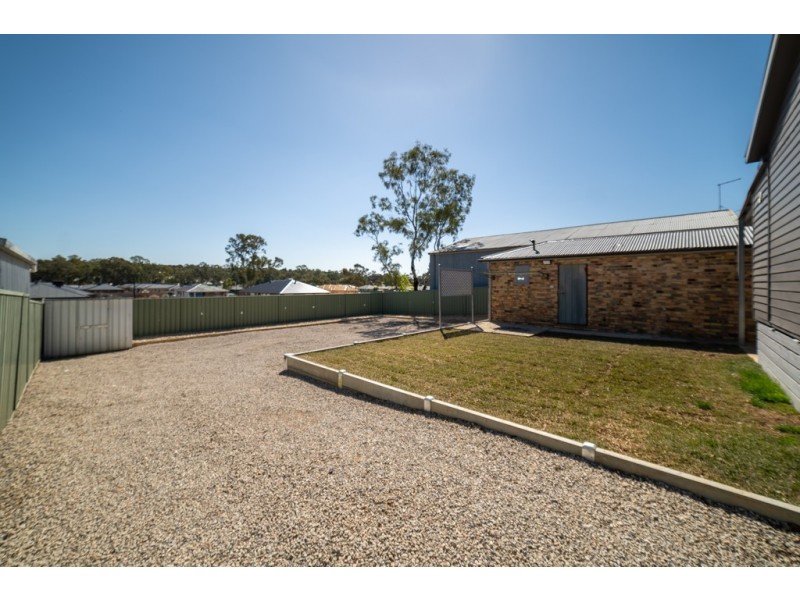 330 High Street, Kangaroo Flat VIC 3555