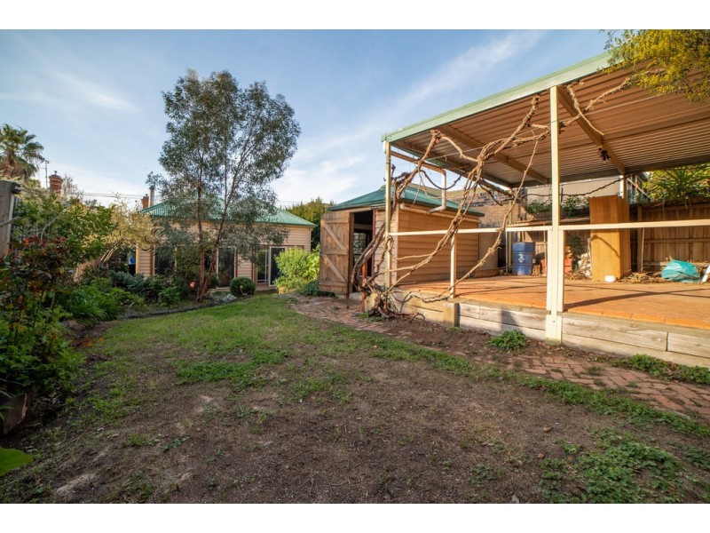 41 Pyke Street, Quarry Hill VIC 3550