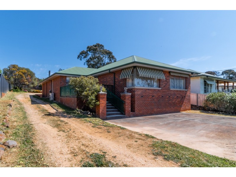 14 Baird Street, Castlemaine VIC 3450