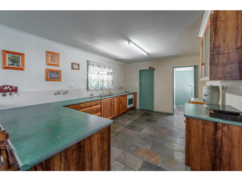 14 Baird Street, Castlemaine VIC 3450