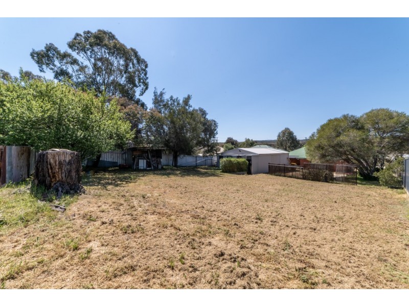 14 Baird Street, Castlemaine VIC 3450