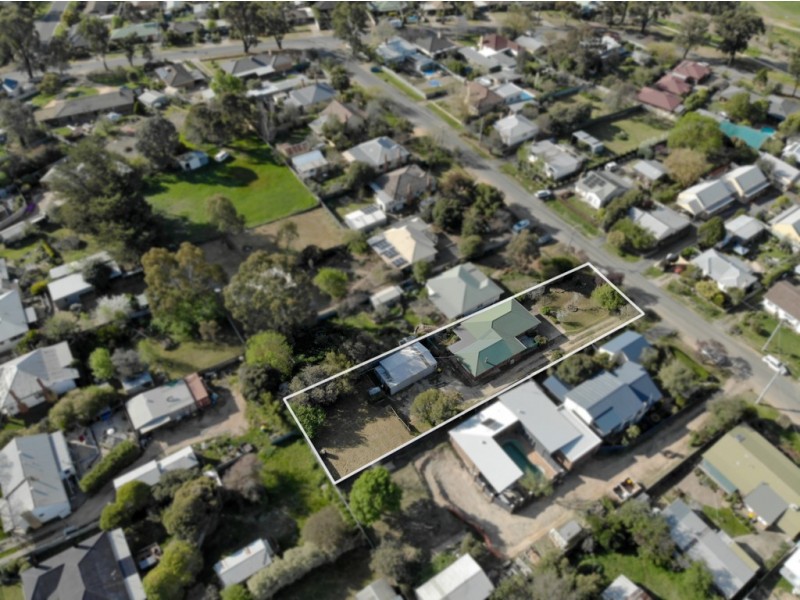 14 Baird Street, Castlemaine VIC 3450