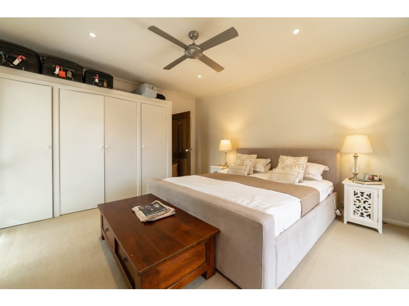 32 Five Gums Lane, Heathcote VIC 3523