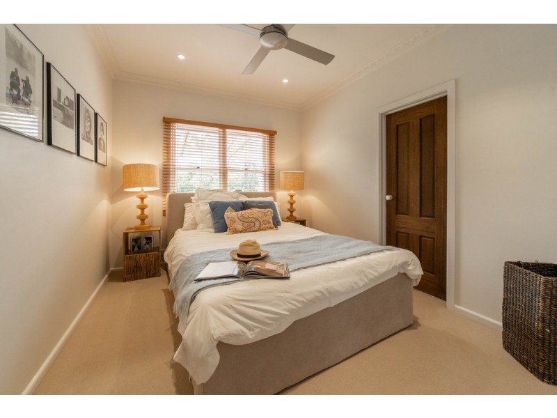 32 Five Gums Lane, Heathcote VIC 3523