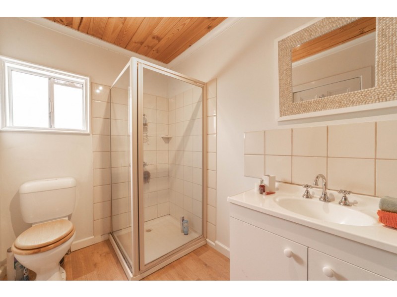 32 Five Gums Lane, Heathcote VIC 3523