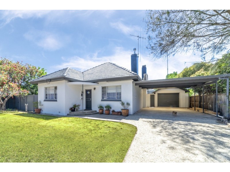 54 Playne Street, Heathcote VIC 3523