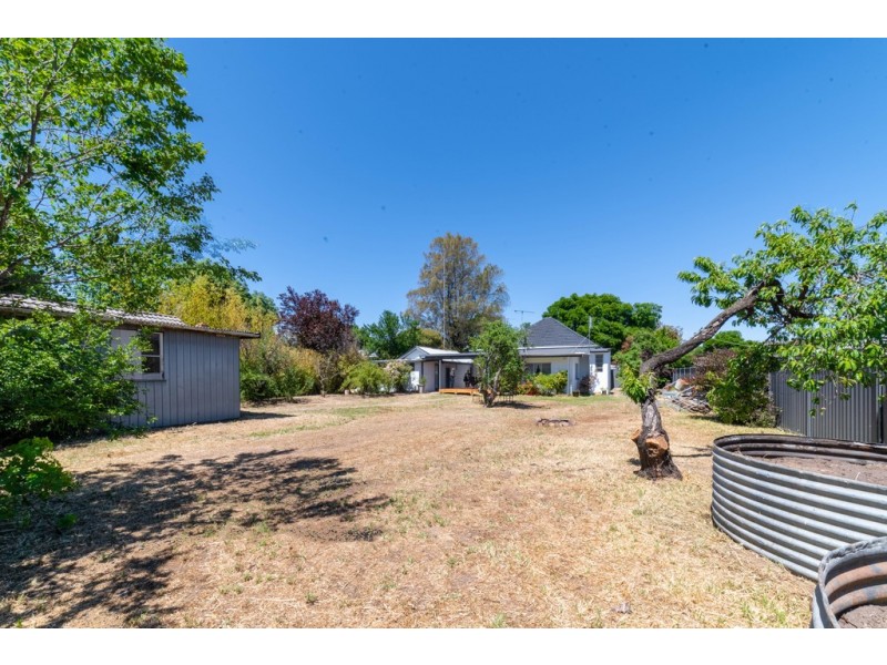 54 Playne Street, Heathcote VIC 3523