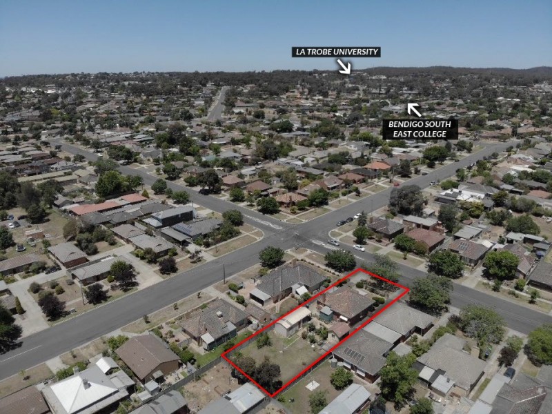 11 Nish Street, Flora Hill VIC 3550