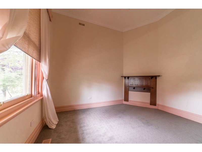 152 Mitchell Street, Quarry Hill VIC 3550