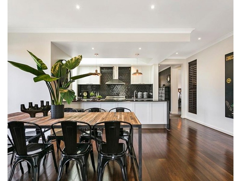 17 Weeks Road, Ascot VIC 3551