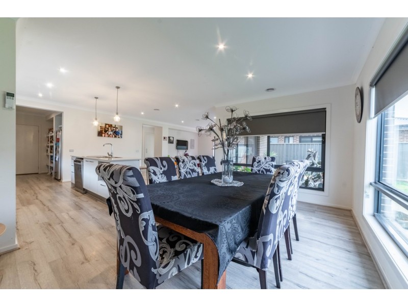 33 Swanson Boulevard, Strathfieldsaye VIC 3551