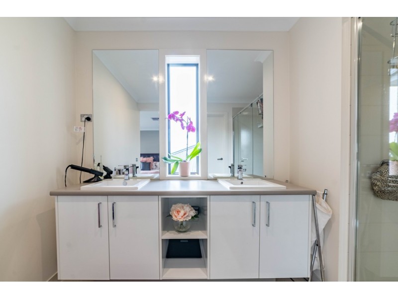 33 Swanson Boulevard, Strathfieldsaye VIC 3551