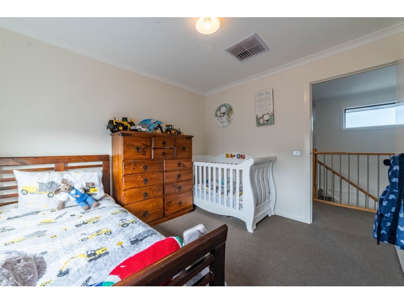 33 Swanson Boulevard, Strathfieldsaye VIC 3551