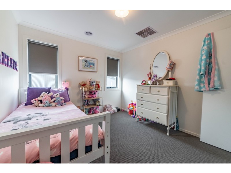 33 Swanson Boulevard, Strathfieldsaye VIC 3551