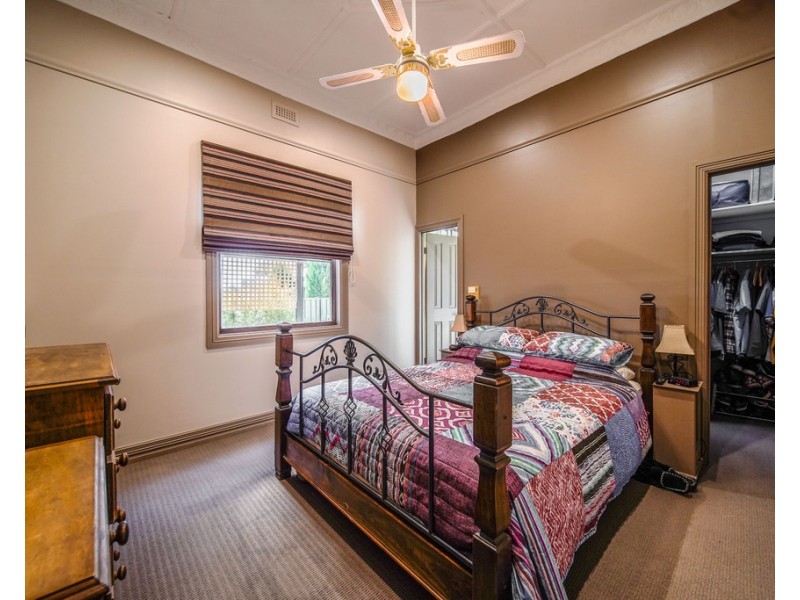 17 Ligar Street, Kennington VIC 3550