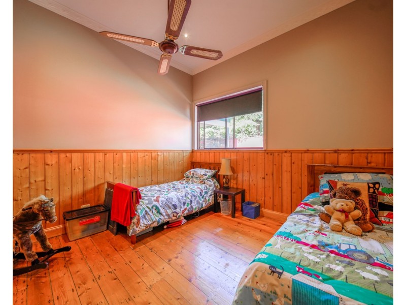 17 Ligar Street, Kennington VIC 3550