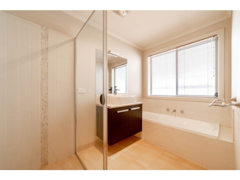 294 Rowan Street, Golden Square VIC 3555
