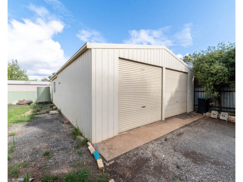 18 Somerville Street, Flora Hill VIC 3550