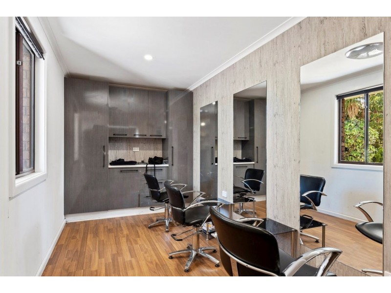 18 Somerville Street, Flora Hill VIC 3550