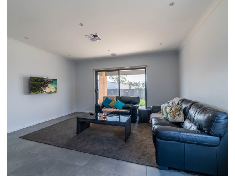 16 Bonnington Street, Jackass Flat VIC 3556