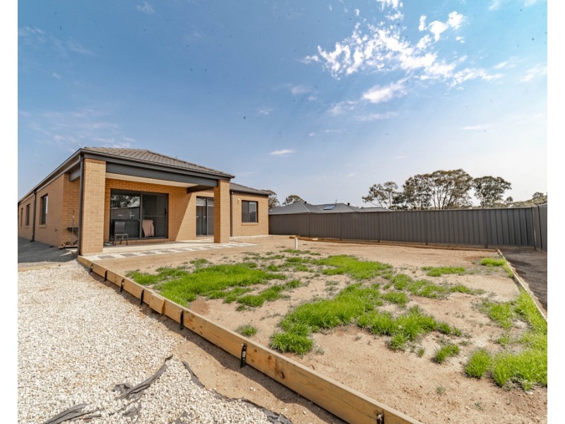 16 Bonnington Street, Jackass Flat VIC 3556