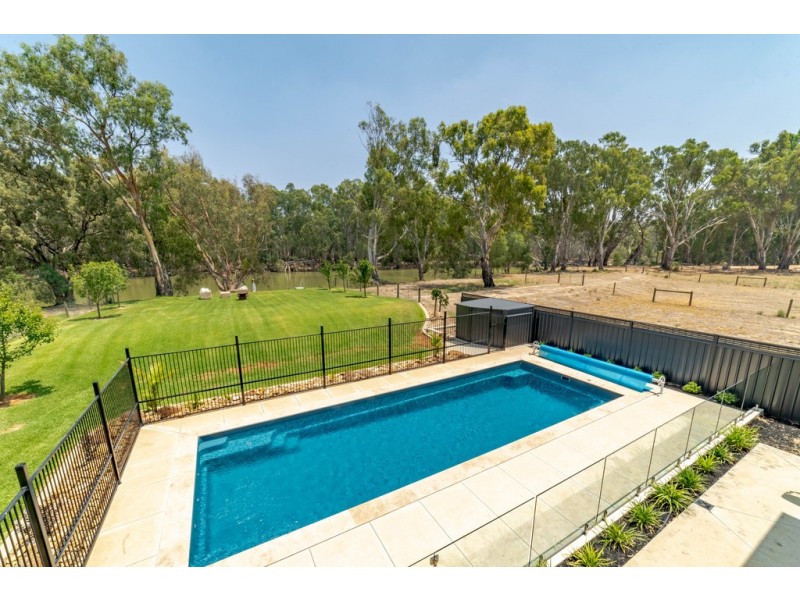 19 Riverview Drive, Barham NSW 2732