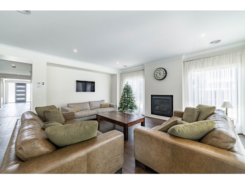 19 Riverview Drive, Barham NSW 2732