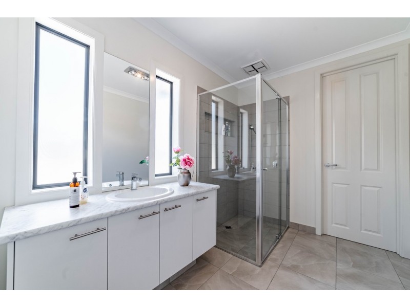 19 Riverview Drive, Barham NSW 2732