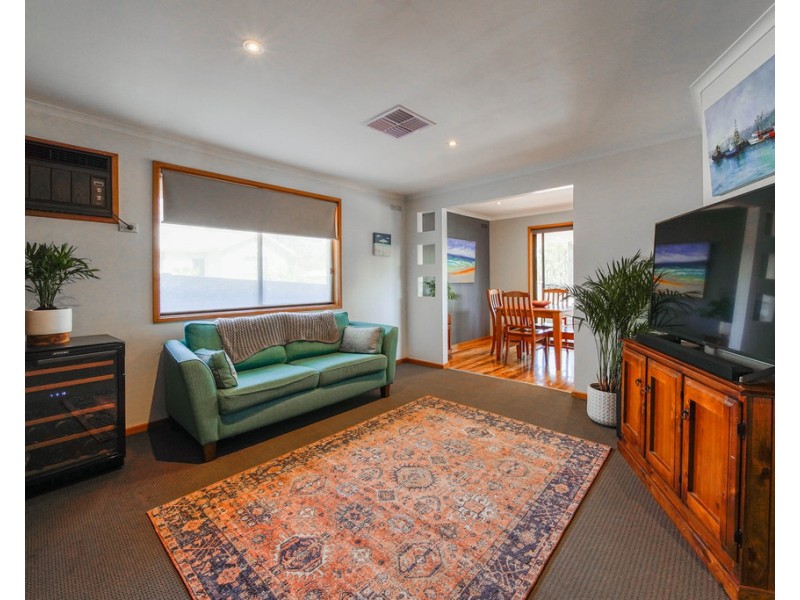 38 Shelley Street, Spring Gully VIC 3550