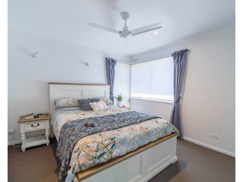 38 Shelley Street, Spring Gully VIC 3550