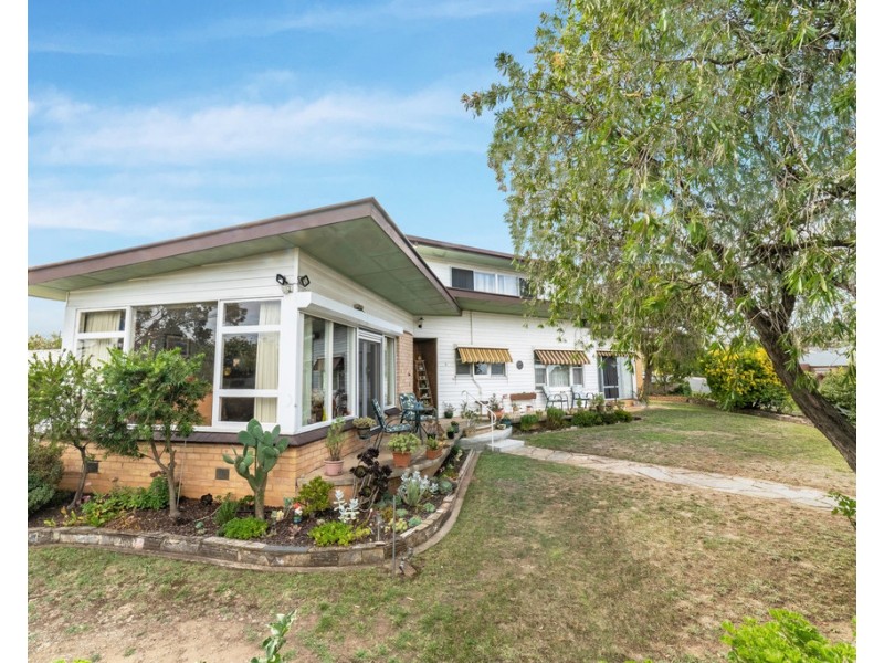 1 Illingworth Street, Golden Square VIC 3555