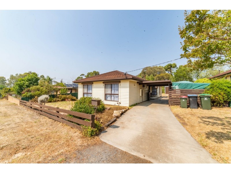 26 Green Street, California Gully VIC 3556