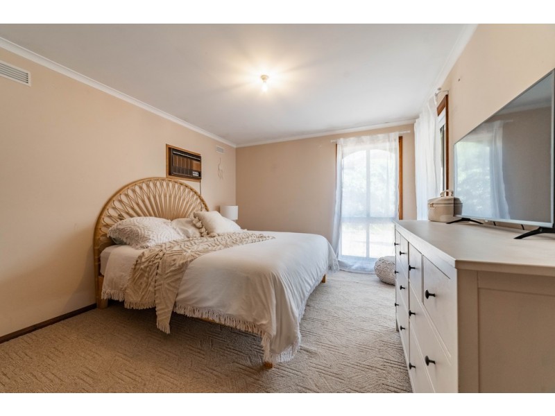 26 Green Street, California Gully VIC 3556