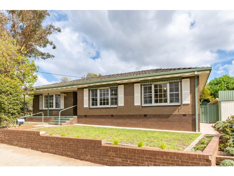 1 Thomas Street, Ironbark VIC 3550