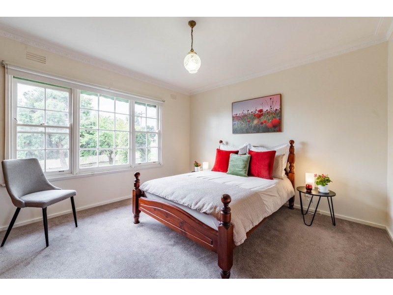 1 Thomas Street, Ironbark VIC 3550