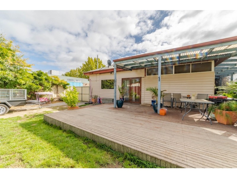 8 Townsend Street, Flora Hill VIC 3550
