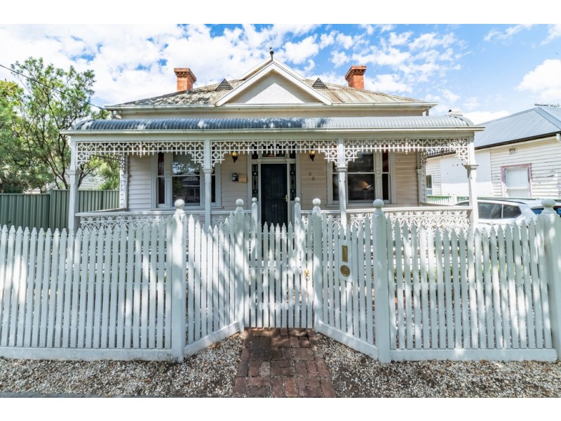 55 Hargreaves Street, Bendigo VIC 3550