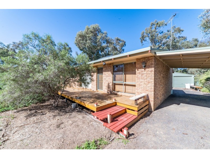10 Goldleaf Court, Huntly VIC 3551