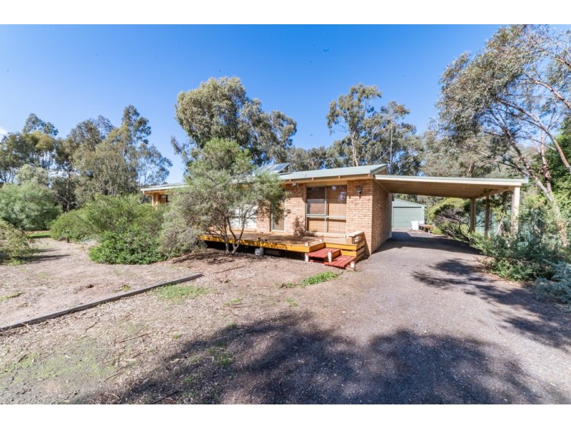 10 Goldleaf Court, Huntly VIC 3551