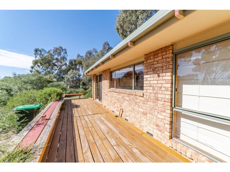 10 Goldleaf Court, Huntly VIC 3551