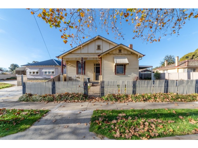 3/397 High Street, Golden Square VIC 3555