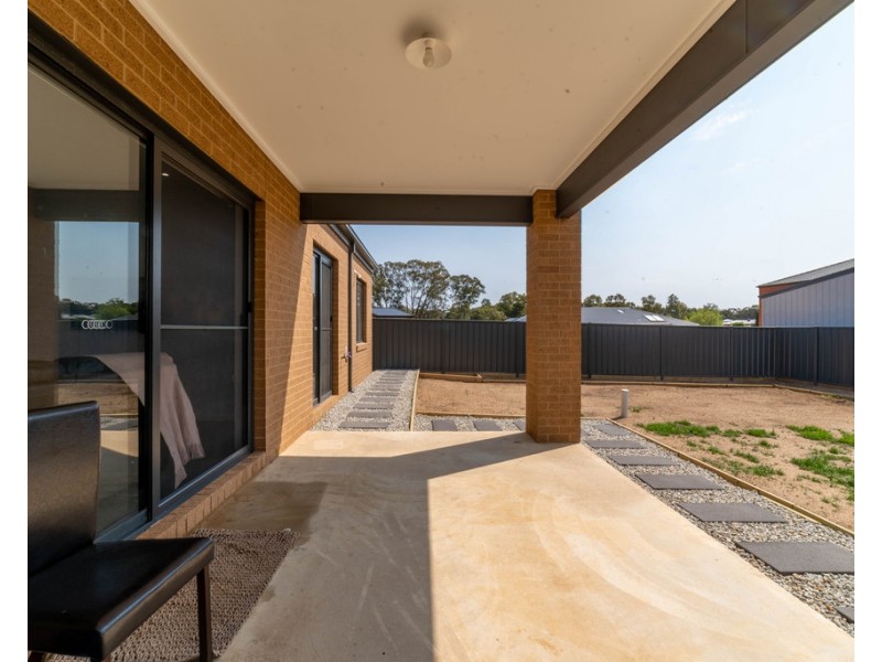 16 Bonnington Street, Jackass Flat VIC 3556