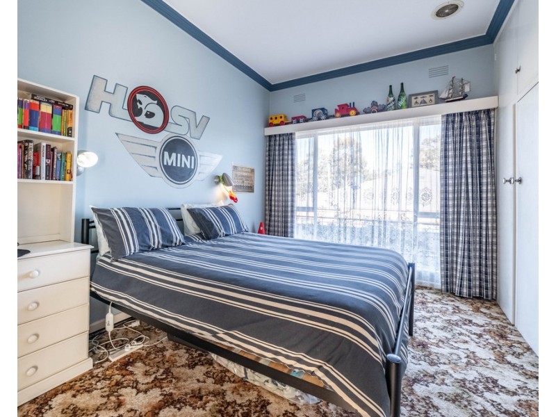 4 Harpin Street, Strathdale VIC 3550