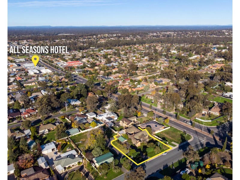 4 Harpin Street, Strathdale VIC 3550