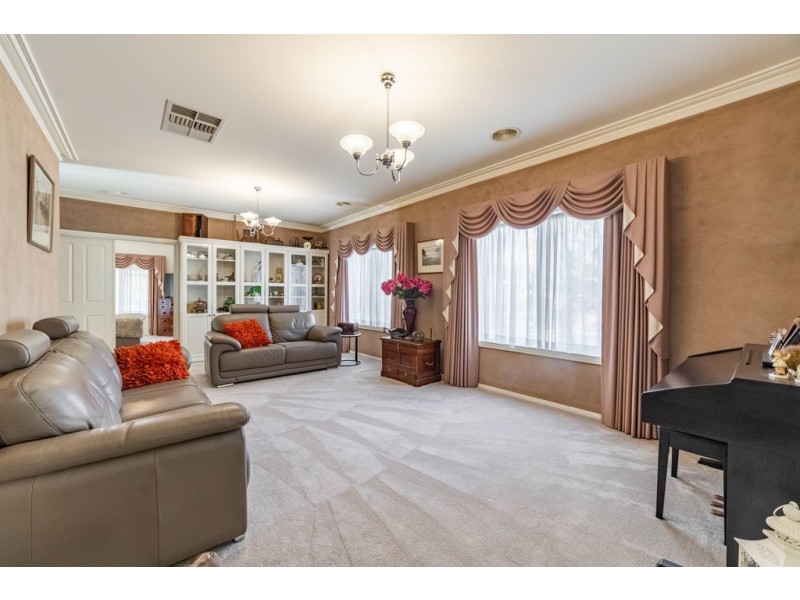 11 Battunga Court, Strathfieldsaye VIC 3551